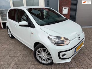 Volkswagen Up 1.0 high up! / Navi / PDC / AUT / Cruise / Stoelverwarming