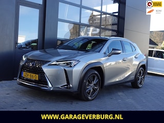 Lexus UX 250h Luxury Line (Navigatie,Camera,Keyless,Leer,Stoel+stuurverwarming,PDC)