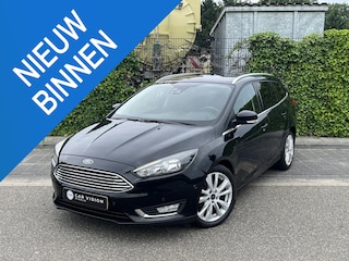 Ford Focus Wagon 1.0 Titanium * Navi * Nieuwe Distr. * Garantie