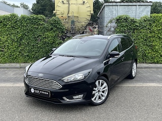 Ford Focus Wagon 1.0 Titanium * Navi * Nieuwe Distr. * Garantie