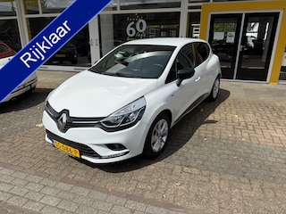 Renault Clio 0.9 TCe Limited NAVIGATIE AIRCO LICHTM.VELGEN PARK.SENSOREN