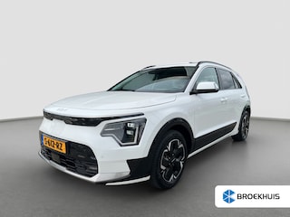 Kia Niro DynamicPlusLine 64.8 kWh | Schuifdak | Camera | Leder | Full LED | Elektrische achterklep | Adaptive cruise controle | Carplay | Stoelverwarming | Stuurverwarming | Head-up display