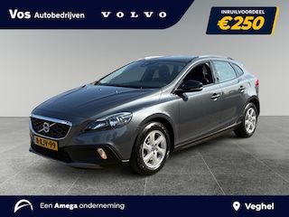 Volvo V40 1.6 T4 Momentum | Panoramadak | Trekhaak afneembaar | Dealerondehouden | 1e eigenaar |
