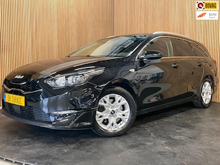 Kia Ceed Sportswagon 1.5 T-GDi DynamicLine|161PK|AFN.TREKHAAK|AUTOMAAT|ACC|ANDROID|CARPLAY|STOEL+STUURVERW|CAMERA|1e EIG|INCL.BTW|