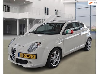 Alfa Romeo Mito 1.3 JTDm Junior NAVI PSENSOR LEDER CRUISE 2 X SLEUTELS