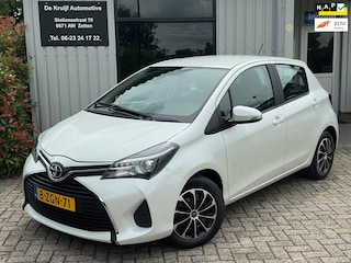 Toyota Yaris 1.3 VVT-i Aspiration|CAMERA|PARK-SENSOREN|CRUISECONTROL|AIRCO|NAP|NL-AUTO|BLUETOOTH|METALLIC|NAVI