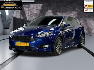 Ford Focus 1.0 ST-Line | Camera | 125PK | 6-Bak | Riem Vervangen | Camera | Verwarmd Stuurwiel