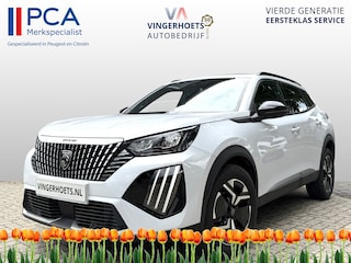 Peugeot 2008 1.2 Benzine 100 Pk Allure (ook in Blauw of zwart leverbaar) * Draadloos Aple Carplay / Android Auto * Climate & Cruise Control * Parkeersensoren Voor en Achter * Vingerhoets; Vierde Generatie Eersteklas Service. Al meer dan 100 jaar een begrip in de Brabantse Kempen
