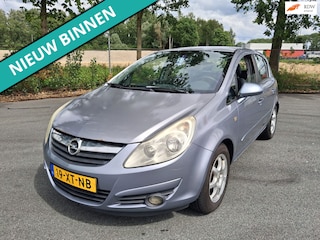Opel Corsa 1.4-16V Cosmo ZO INGERUILD ZO WEG PRIJSJE