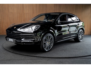 Porsche Cayenne 3.0 E-Hybrid Pano Sport-chrono 360° Luchtvering Leer Navi ACC 22'' LM velgen Memory seats Bose Stuurverwarming Elektr. bedienbare achterklep PDC LM velgen Stuurverwarming Stoelverwarming Climate CarPlay