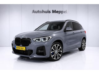 BMW X1 xDrive25i M-Sport*Trekhaak*Pano*HUD*LED+*DrivingAssistant+*H/kSound