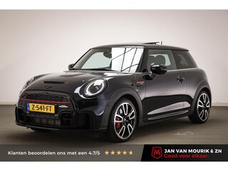 Mini Mini/Clubman/Cabrio 3-Deurs 2.0 Classic | PRIMIUM PLUS PACK | MINI YOURS LEDER | PANORAMADAK | HEAD UP | STUURVERWARMING | DRAADLOZE LADER | 18"