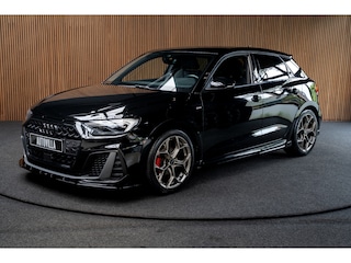 Audi A1 Sportback 35 TFSI 3X SLine Leer Navi Virtual Climate PDC LM velgen Stoelverwarming Zwarte binnenhemel Carplay
