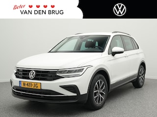 Volkswagen Tiguan Life 1.5 TSI 150 PK Automaat | Trekhaak | Camera | Navigatie | Stoelverwarming | Cruise controle |