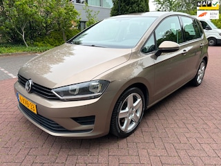 Volkswagen Golf Sportsvan 1.2 TSI Automaat / PDC / Trekhaak / Airco