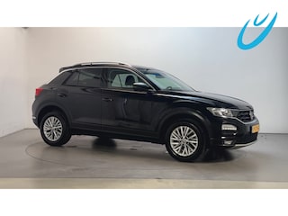 Volkswagen T-Roc 1.0 TSI Style Business Camera Navigatie DAB+ App-Connect