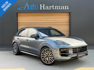 Porsche Cayenne 3.0 E-Hybrid Black Edition SportDesign PANO|HEADUP|ACC|22INCH|SPORTSTOELEN|TREKHAAK