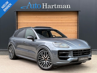 Porsche Cayenne 3.0 E-Hybrid Black Edition SportDesign PANO|HEADUP|ACC|22INCH|SPORTSTOELEN|TREKHAAK