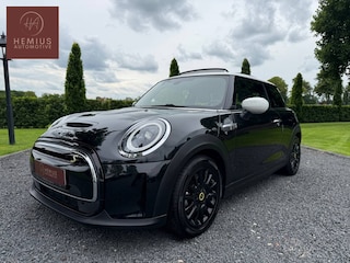 Mini Mini Electric Cooper SE | LED | PDC - Panoramadak | Sportstoel | Stoelverwarming