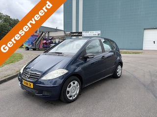 Mercedes-Benz A-klasse 170 Classic 116 PK. Leuke en zeer fijn rijdende inruilauto !!! Airco werkt 100% goed !!