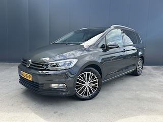 Volkswagen Touran 1.4 TSI AUTOMAAT COMFORTLINE TREKHAAK NAVI ADAPT CRUISE ECC LMV