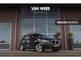 BMW X1 sDrive20i High Executive M sport | 2e eigenaar | NL auto | Xenon | Cruise control | Navigatie Professional | Climate control | Stoelverwarming | Bluetooth | Trekhaak afneembaar