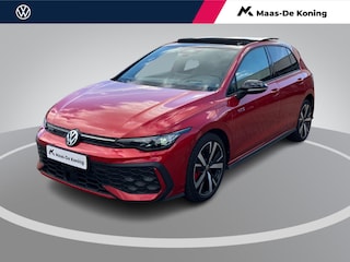 Volkswagen Golf 1.5eHybrid 200kW/272PK GTE Black Style DSG · Panoramadak · Trekhaak · Leder · Camera · Apple/Android Car Play · Garantie t/m 10-08-2030 of 100000km.