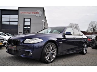 BMW 550i High Executive | M-pakket | Adaptieve cruise | Botswaarschuwing | Trekhaak elektrisch | Schuif/kanteldak | HuD |