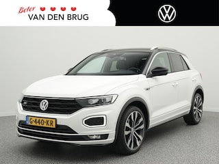 Volkswagen T-Roc 1.5 TSI 150PK R-Line automaat | Side Assist | Trekhaak | Navigatie | Led Koplampen | Stoelverwarming |