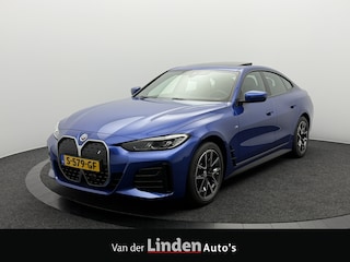 BMW i4 eDrive40 M-Sportb84 kWh SOH 96,8% | BMW Led | Live Cockpit Plus | Schuif\Kanteldak | Head-Up Display | Leer