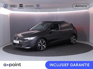 Volkswagen Golf 1.5 eHybrid Life Edition 204 pk Automaat (DSG) | Verlengde garantie | Navigatie via App | Panoramadak | Parkeersensoren (Park assist) | Achteruitrijcamera |
