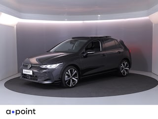 Volkswagen Golf 1.5 eHybrid Life Edition 204 pk Automaat (DSG) | Verlengde garantie | Navigatie via App | Panoramadak | Parkeersensoren (Park assist) | Achteruitrijcamera |