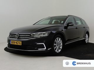 Volkswagen Passat Variant 1.4 TSI PHEV GTE Business 218Pk DSG/AUTO | Trekhaak uitklapbaar | Achteruitrijcamera | Cruise control adaptief | Apple carplay Android auto | Navigatie | DAB | LED | Stoelverwarming | 17"LMV