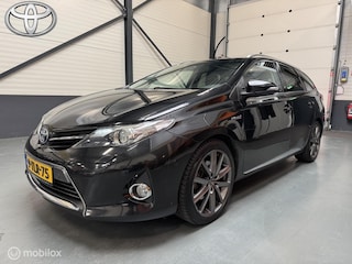 Toyota Auris Touring Sports 1.8 Hybrid Lease+