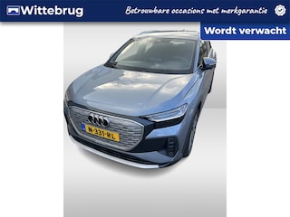 Audi Q4 40 Launch edition Advanced Plus 77 kWh 204PK / LED Matrix / Warmtepomp / Elektrische Achterklep / Achteruitrijcamera / Stoelverwarming