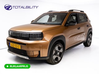 Fiat Grande Panda La Prima 11 kW 44 kWh | Tot 8 jr garantie! | Stoel-, Stuur- & Voorruitverw. | Cruise | Privacy glas | Led, Regensensor, Apple Carplay /  Android auto, Achteruitrijcamera
