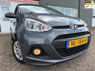 Hyundai i10 1.0i i-Motion Comfort 5 drs van 1ste Eig met navigatie en bluetooth en airco