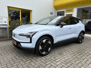Volvo EX30 Extended Plus 69 kWh Stoelverwarming Trekhaak