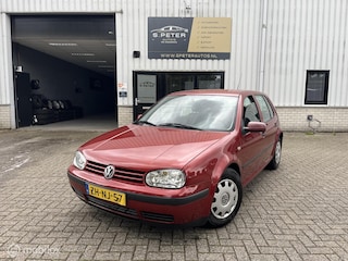 Volkswagen Golf 1.4-16V