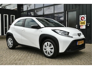 Toyota Aygo 1.0 VVT-i S-CVT Play Automaat | Cruise | Camera | Airco