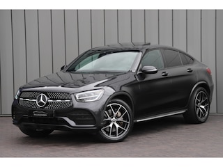 Mercedes-Benz GLC 300 AMG 4-Matic | 258PK | Schuifdak | Trekhaak | Led | Carplay | Distronic | Leder | Stoelverwarming | 2020.