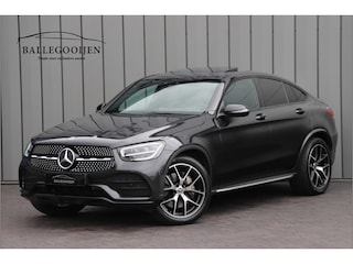 Mercedes-Benz GLC 300 AMG 4-Matic | 258PK | Schuifdak | Trekhaak | Led | Carplay | Distronic | Leder | Stoelverwarming | 2020.