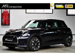 Mini Mini Resolute Edition 33 kWh | Parkeerassistent | Camera | Apple Carplay | Verwarmd stuur | SOH 98% | BTW |