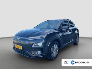 Hyundai Kona EV Premium 64 kWh 204pk | Climate | Camera | Cruise controle adaptief | Lichtmetalen velgen | Navigatie Carplay | Stoelventilatie | Parkeersensoren | Premium audio | Dodehoek detectie | Head-up display
