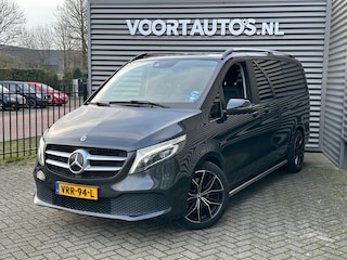 Mercedes-Benz V-klasse 220d Lang Dubbel Cabine | Adaptive Cruise | Lederen Bekleding | Elektrische Schuifdeuren | Elektrisch Bedienbare Achterklep | Leder Interieur | LMV 19 " | Apple Carplay | Navigatie | Camera | Climate Control | Stoelverwarming |