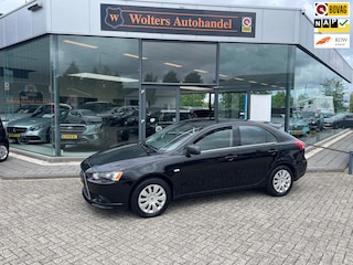 Mitsubishi Lancer Sportback 1.5 Edition One