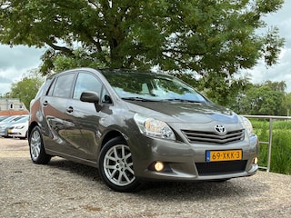 Toyota Corolla Verso 1.8 VVT-i Business Titanium | Panodak + Navi + Clima + Cruise nu €8.975,-!!