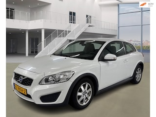 Volvo C30 1.6 D2 Kinetic NAVI PSENSOR CRUISE TREKHAAK 2 X SLEUTELS