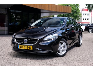 Volvo V40 2.0 T2 Momentum|N.A.P.|Uniek!|Trekhaak|Origineel NL|Clima|Cruise