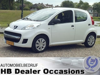 Peugeot 107 1.0-12V Accent